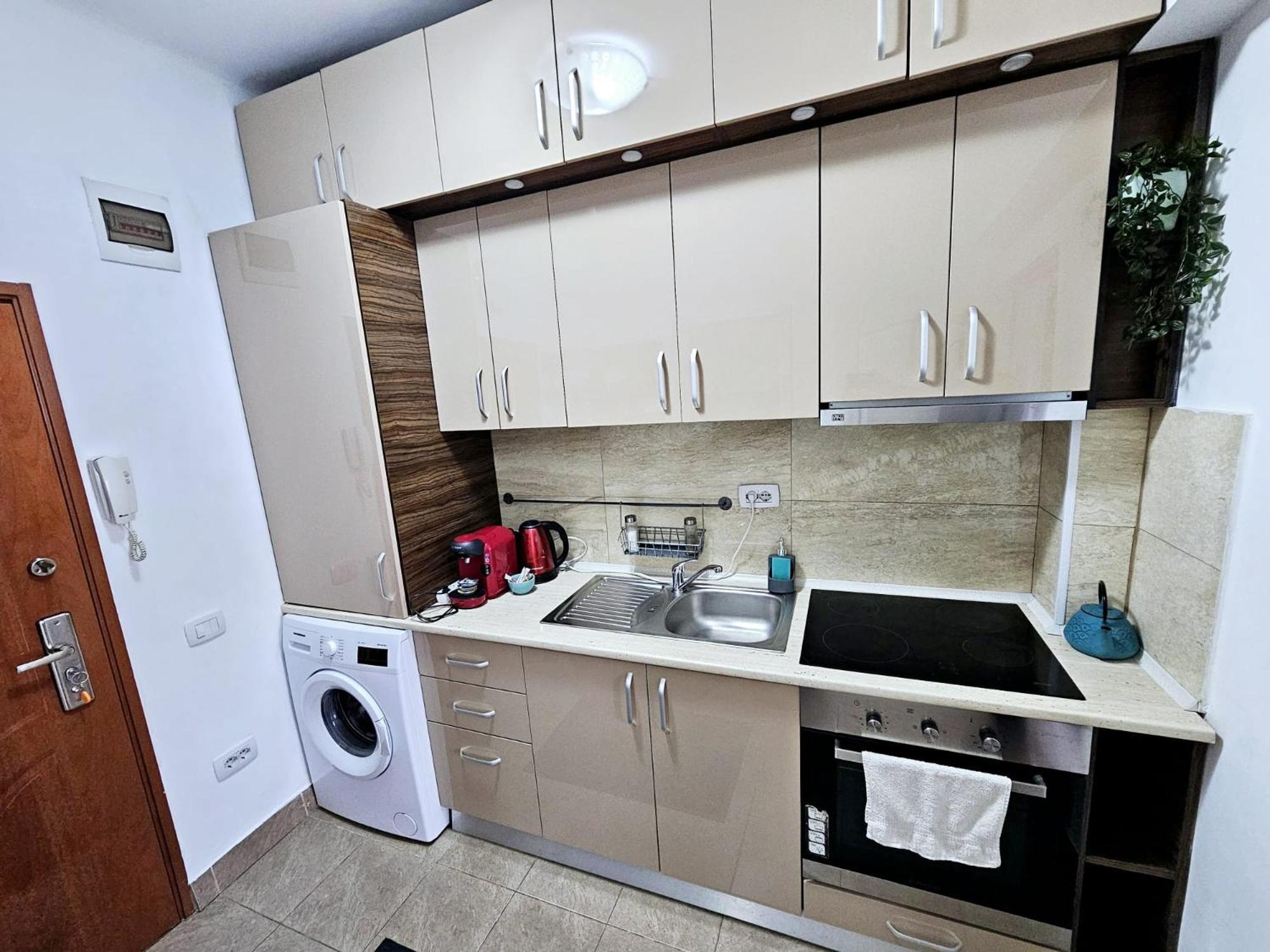 Downtown Old Center Universitate - Cav8 Appartement